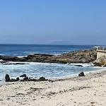 Blue Waters Studio With Sea Views From Balcony